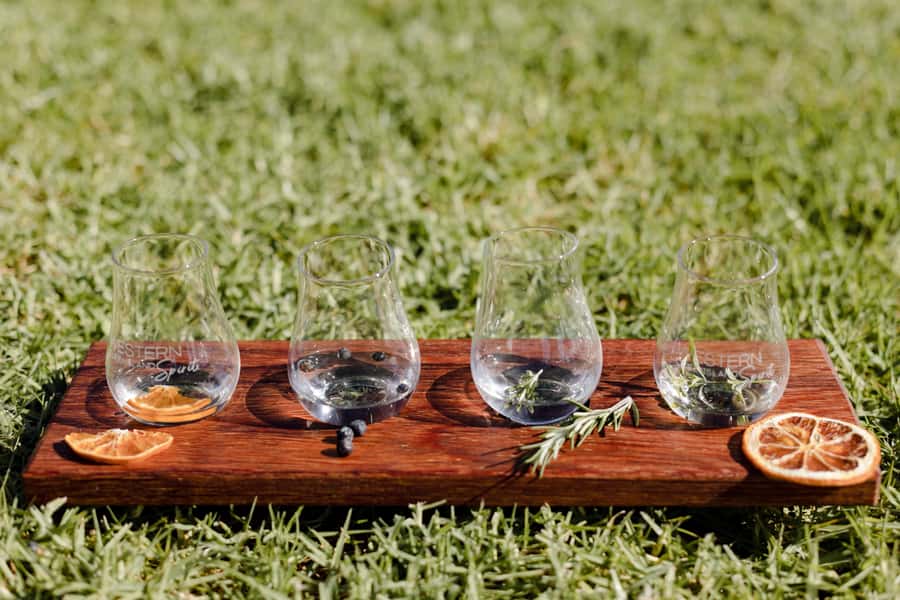 Roma: A Taste of the Outback (Tasting & Grazing Experience) - The scenic grounds and how the tour begins