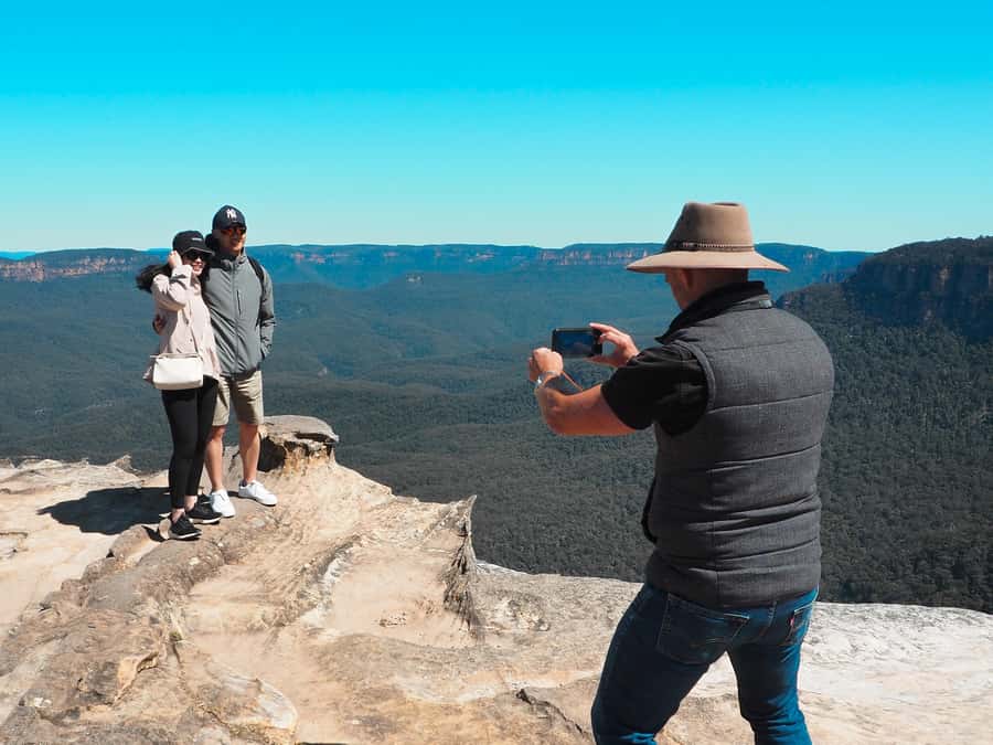 Roos, Blues & Views - Blue Mountains Day Tour w Lunch - The mountain drive: views plus a guided sense of place