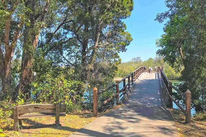 Secrets of Noosa Tour with Oceanview Lunch, Nature & Noosa River Ferry - Noosaville Organic Market Stop: Start With Coffee and Local Wellness Vibes