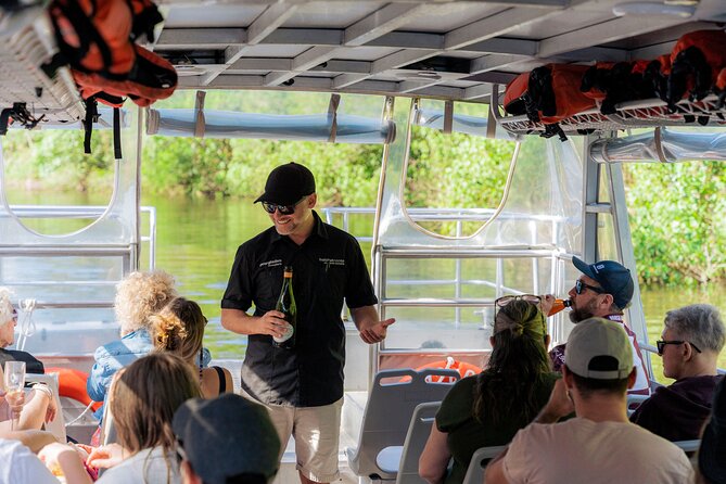 Serenity Cruise to Australia's Everglades - Starting at Boreen Point: getting onto the water without stress