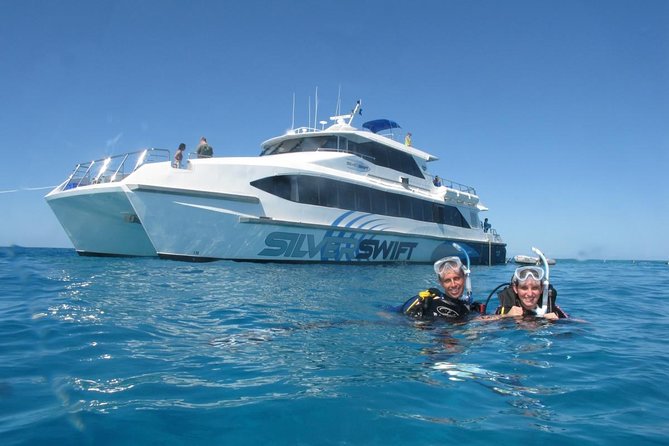 Silverswift Dive and Snorkel Great Barrier Reef Cruise - The 29-meter Silverswift catamaran: comfort first, reef second
