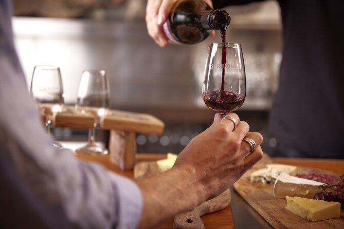 Sirromet Cellar Door Wine Tasting Public Tour with Lunch - Who This Tour Suits Best