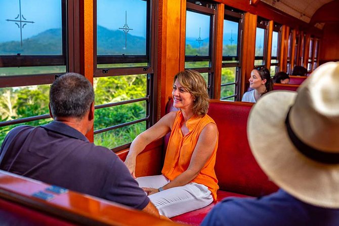 Skyrail Rainforest Cableway Day Trip from Palm Cove - Skyrail and Kuranda in one packed morning