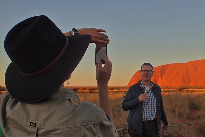 Small Group Uluru Sunset Viewing Tour - Key things that make this Uluru sunset tour tick