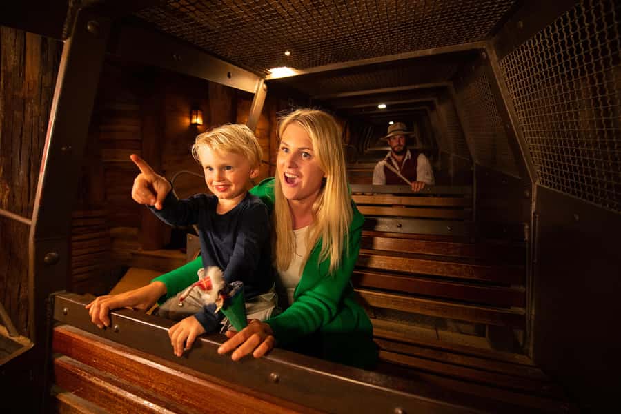 Sovereign Hill: Museum General Admission Ticket - Gold pour, diggings creek panning, and the 100-ounce moment