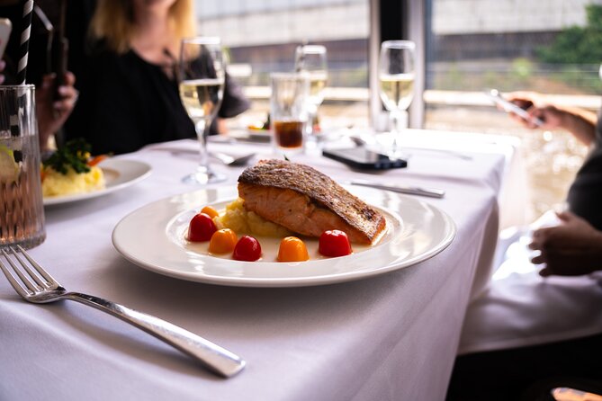Spirit of Melbourne Lunch Cruise - Price and value: is $96.83 a smart lunch plan?