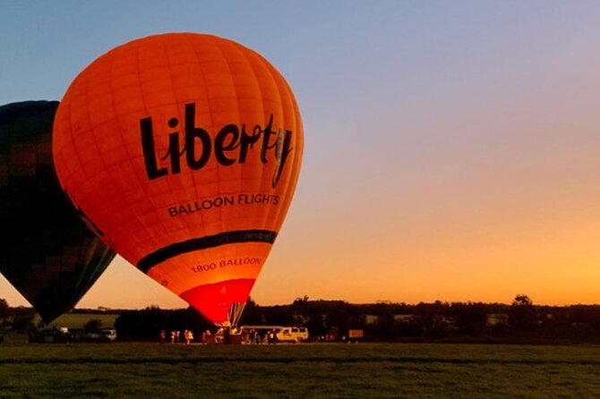 Sunrise Hot Air Balloon Flight over Yarra Valley + Breakfast - Wind layers and smart landing planning