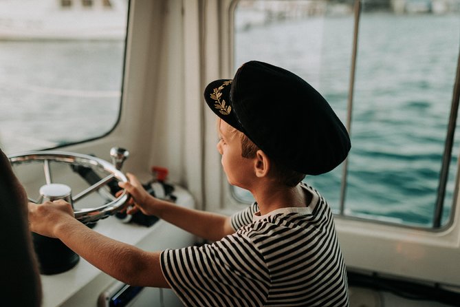 Sunset Cruise Mooloolaba - What the onboard commentary adds (beyond just filling the time)