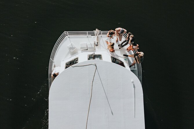 Sunset Cruise Mooloolaba - Small boat, big comfort: what the ride feels like