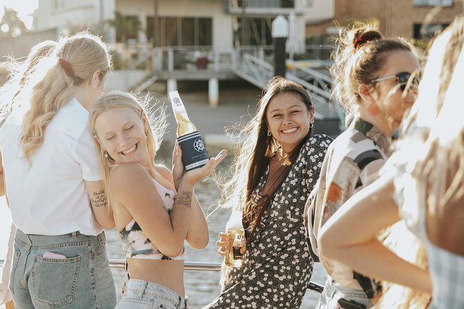 Sunset Cruise Mooloolaba - Food and drinks: buy onboard with table service, not included with your ticket