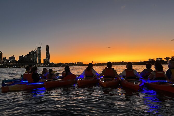 Sunset Paddle Session on Sydney Harbour (single kayak) - Group size and staffing: why you feel supported