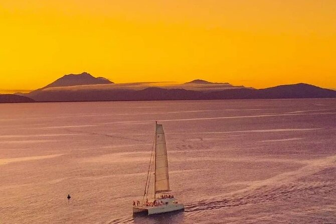 Sunset Sailing Cruise from Port Douglas - Canapés and Drinks: What’s Included, How It Feels Onboard