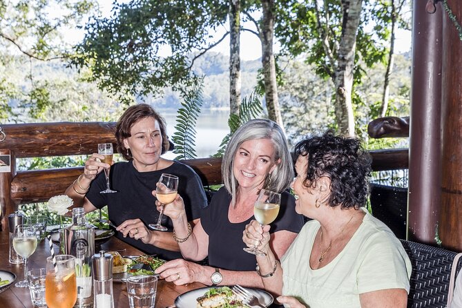 Sunshine Coast Hinterland Scenic Culinary Experience: Montville - Wine tasting at Fernhill/Flame Hill: day-of-week matters