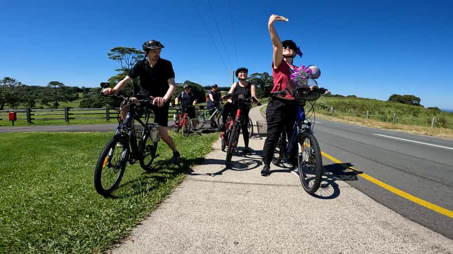 Sunshine Coast: Maleny Magic Guided e-Bike Tour - Starting at Maleny Showgrounds: the moment you get ready to roll
