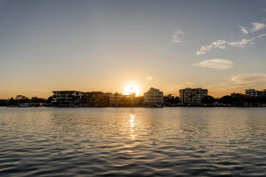 Sunshine Coast: Mooloolaba River Sunset Cruise - Cocktails, wine, and beer on the water: what you can order and how to time it