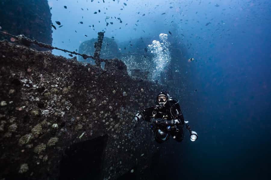 Sunshine Coast: Scuba Dive the Ex-HMAS Brisbane Ship Wreck - Practical tips to make it smoother (and warmer)