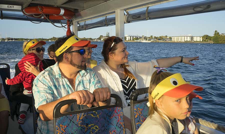 Surfers Paradise: Guided Gold Coast Amphibious Bus Tour - How the Duck-Themed Amphibious Bus Tour Works in 1 Hour