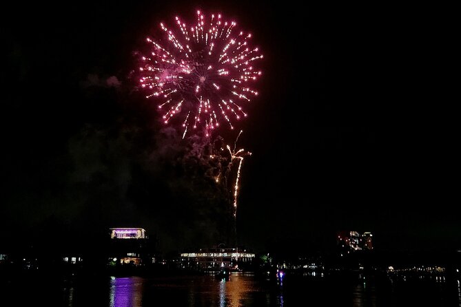 Surfers Paradise Sightseeing City Lights Cruise - Boarding at The Moorings: Quick Start, Central Location