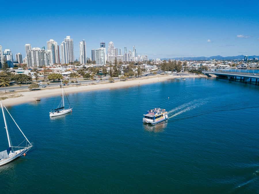Surfers Paradise: Sightseeing Morning River and Canal Cruise - Surfers Paradise canals: where the million-dollar scenery actually makes sense