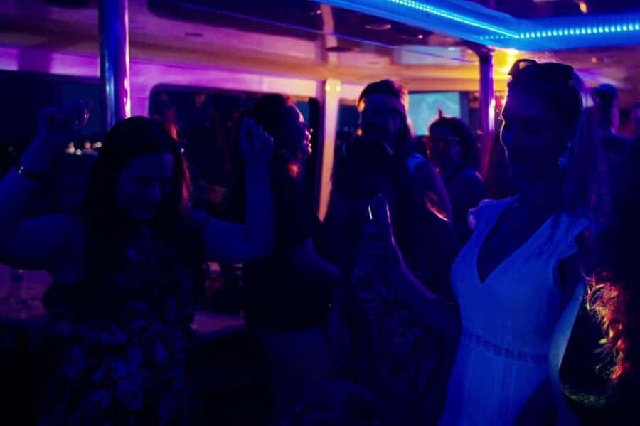 Sydney: 3 Hour Abba Tribute Show Harbour Cruise with Buffet - The Fabba Girls Show: Where the Party Energy Comes From