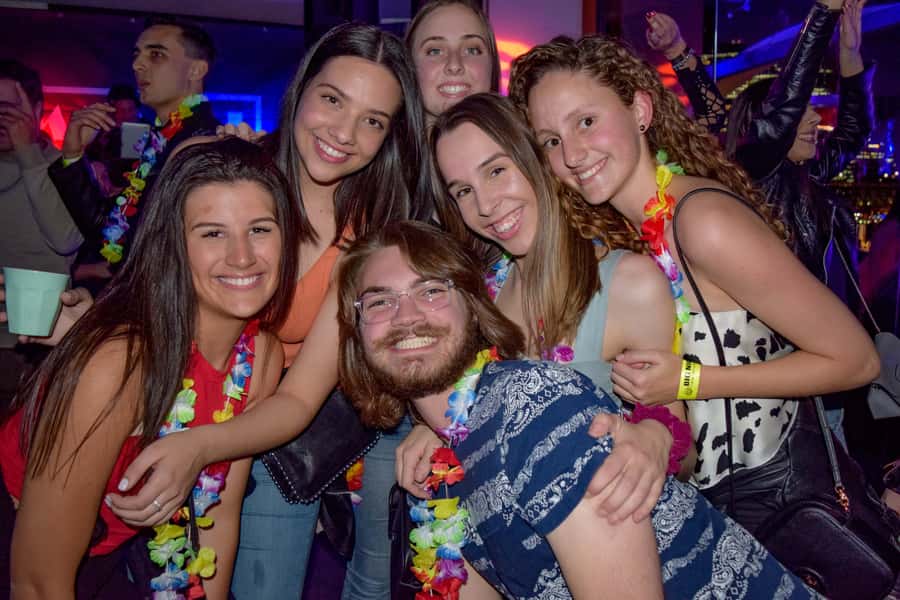 Sydney: Big Night Out Pub Crawl with Local Party Hosts - Price and logistics: what to know before you go out