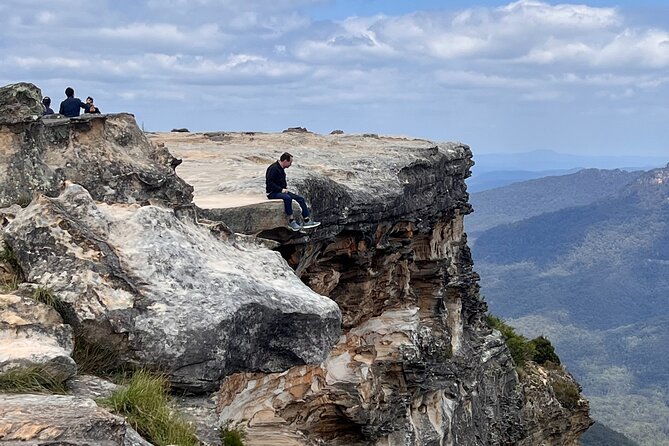 Sydney Blue Mountains Day Tour with Wildlife Park and Waterfalls - The Three Sisters: iconic views plus Indigenous history context