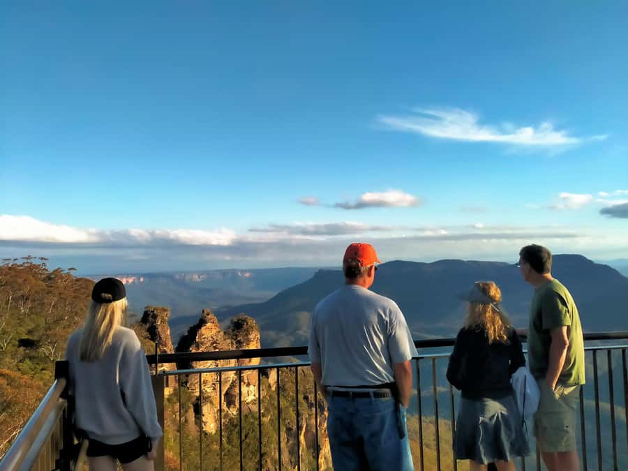Sydney: Blue Mountains Late Start: Walks, Wildlife & Dinner - Wentworth Falls: lunch, then a waterfall-focused hike