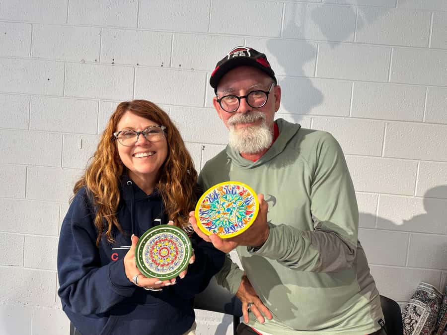 Sydney: Ceramic Plates & Bowls Paint and Sip Classes - A 150-Minute Plan: From Welcome to Taking Your Ceramic Home