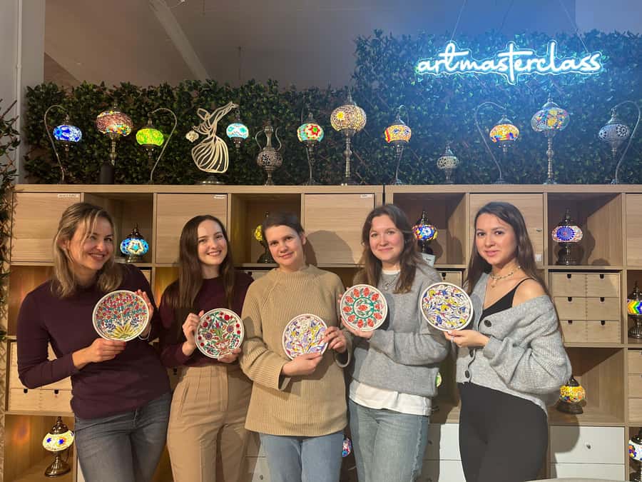 Sydney: Ceramic Plates & Bowls Paint and Sip Classes - Cost and Value: Is $55 for a Plate or Bowl Fair?