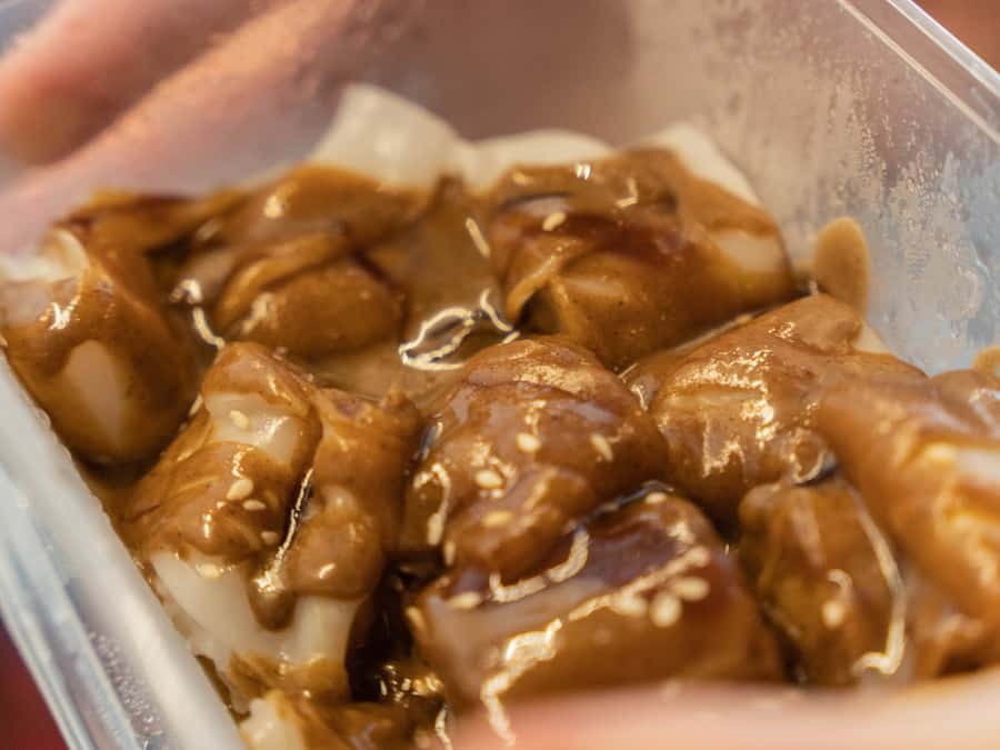Sydney: Chinatown Street Food & Culture Guided Walking Tour - The Chinese-Australian culture focus: how it changes your food choices