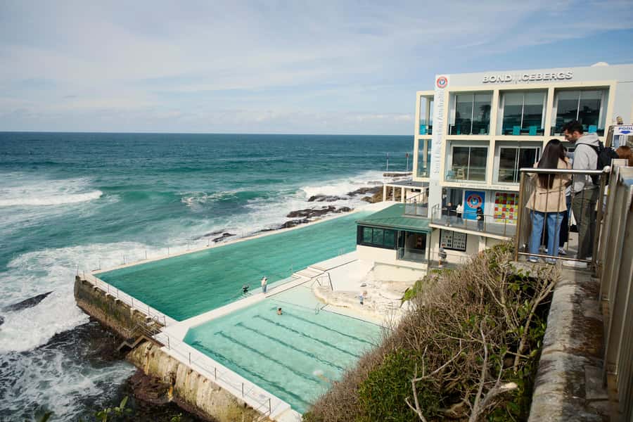 Sydney: City and Bondi Beach Private Luxury Half-Day Tour - Why this private half-day tour makes Sydney easier