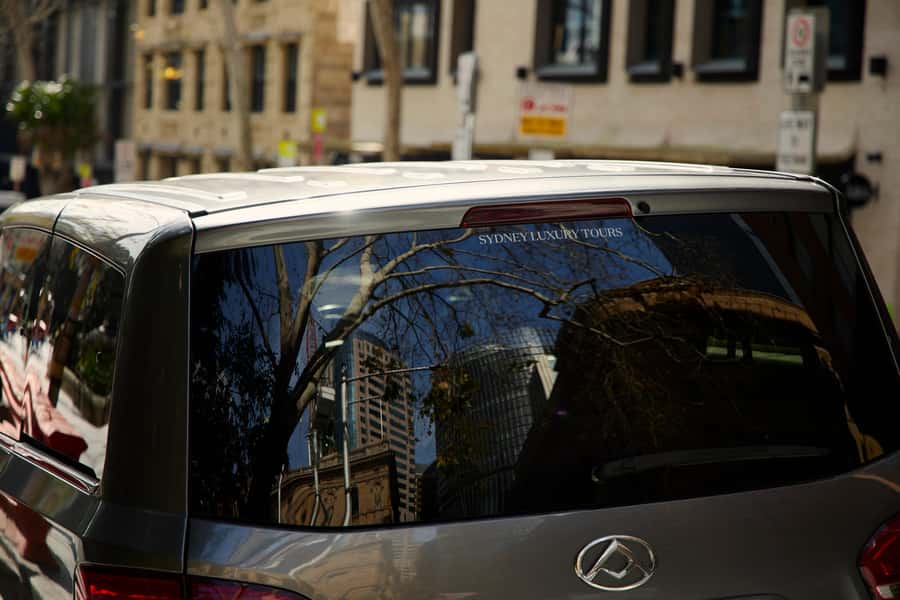 Sydney: City and Bondi Beach Private Luxury Half-Day Tour - Kings Cross, Double Bay, Rose Bay: scenic neighborhoods in ride-by form