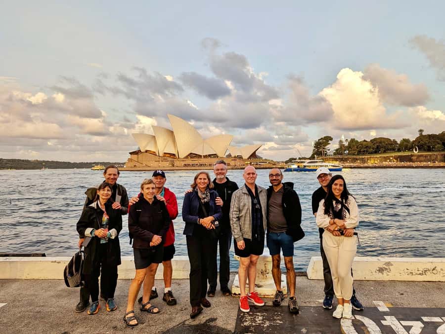 Sydney: City & The Rocks 3.5-Hour Walking Tour with a Drink - Key things to know before you go