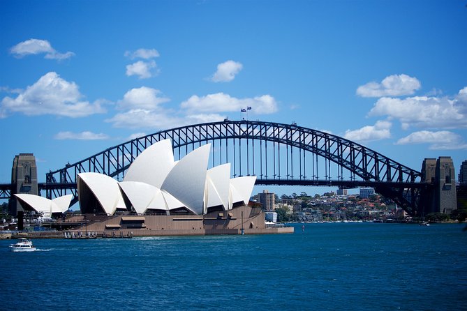 Sydney Coastal Escape | Private Mercedes Tour Sydney - Bondi Beach with time to actually feel it