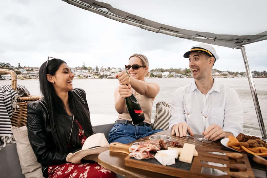 Sydney: Electric Boat Rental from Cabarita Point - Key highlights
