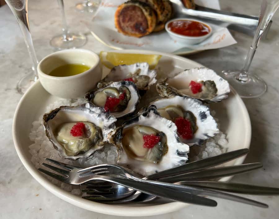 Sydney: Food Tour in Surry Hills with 8 Local Food Tastings - Guides, timing, and why the stories matter