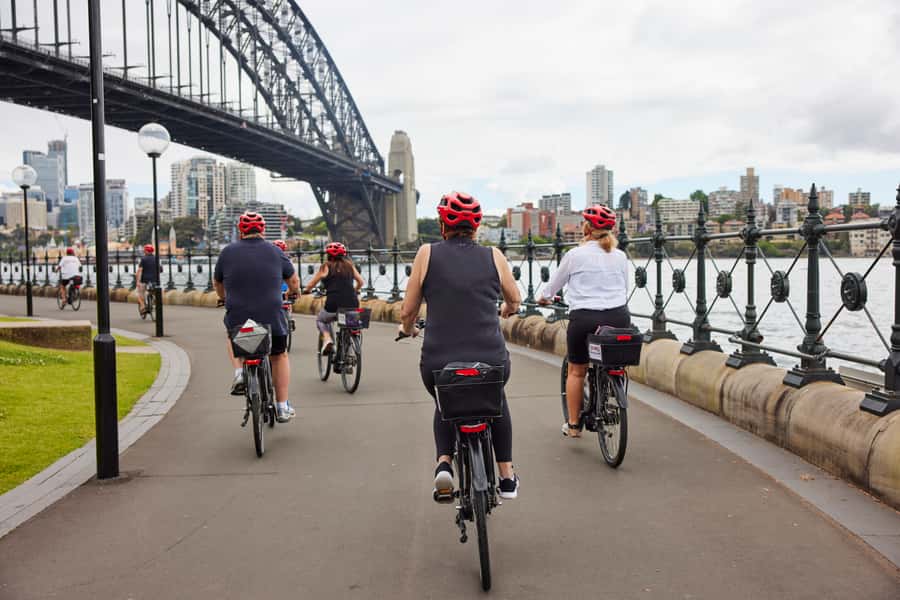 Sydney: Guided Harbour E-Bike Tour - Opera House + Walsh Bay: the harbour story gets specific