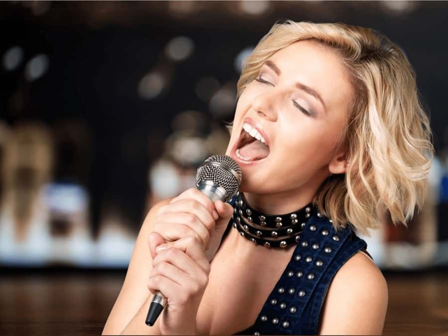 Sydney Harbour: 3-Hour Lunch Cruise with Live Music - What’s on the buffet: seafood, carving, salads, and pasta
