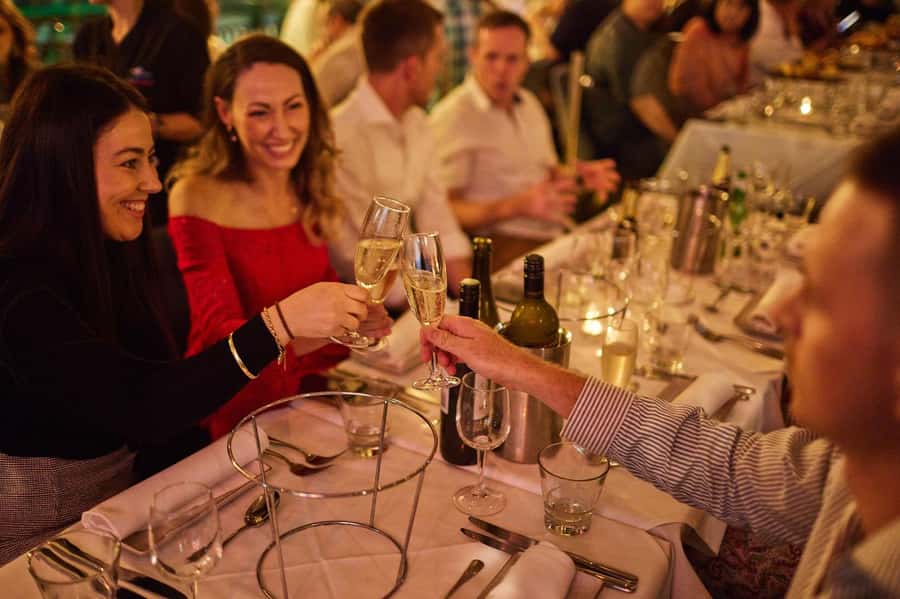 Sydney Harbour: Cabaret Cruise with 3-Course Dinner - Dining on the Sydney Showboat: What the 3-Course Meal Actually Feels Like