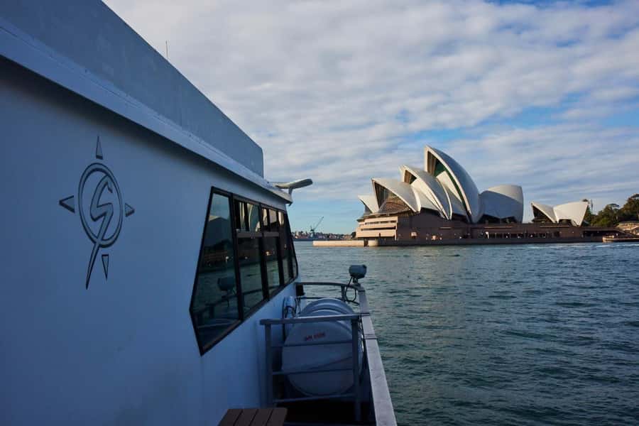 Sydney: Harbour Cruise with Buffet Lunch - Buffet Lunch With 13 Options: What You Can Expect