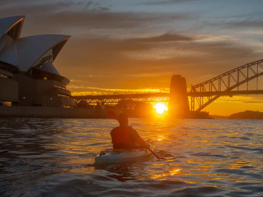 Sydney: Harbour Sunrise Kayak Tour - Harbour Bridge photography: the guided advantage