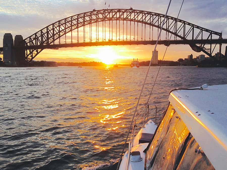 Sydney Harbour: Sunset Catamaran Cruise - The 360° harbor loop: Opera House, Harbour Bridge, Darling Harbour
