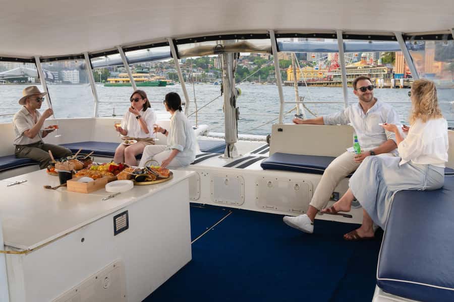 Sydney Harbour: Sunset Catamaran Cruise - Who should book this sunset catamaran cruise?