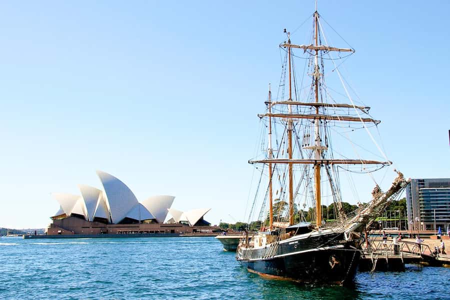Sydney Harbour: Tall Ship Afternoon Cruise - The 90-minute route: Opera House, Fort Denison, and an under-Bridge sail