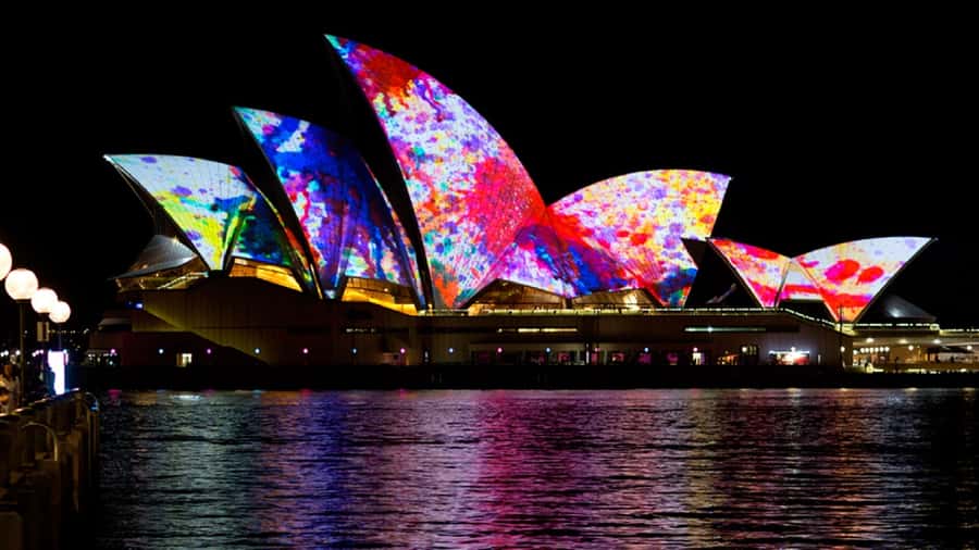 Sydney Harbour: Tall Ship Vivid Dinner Cruise - Where to meet and how boarding actually works