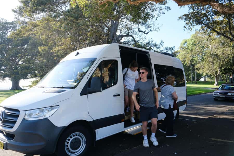 Sydney Harbour to Bondi: Small Group Half–Day Experience - Morning vs afternoon departures: pick based on your energy