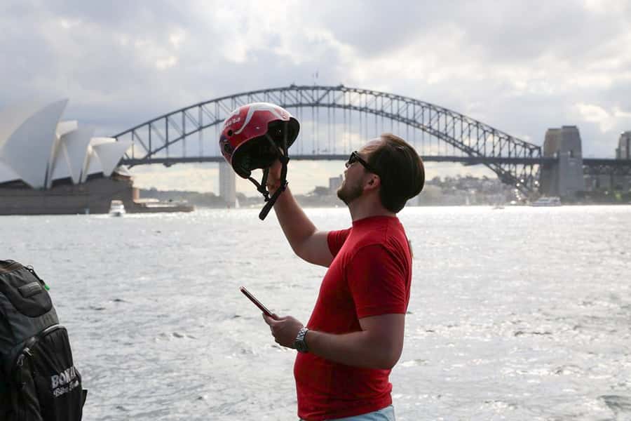 Sydney Highlights 2.5-Hour Bike Tour - Circular Quay and Walsh Bay Piers: The Harbor Orientation Moment