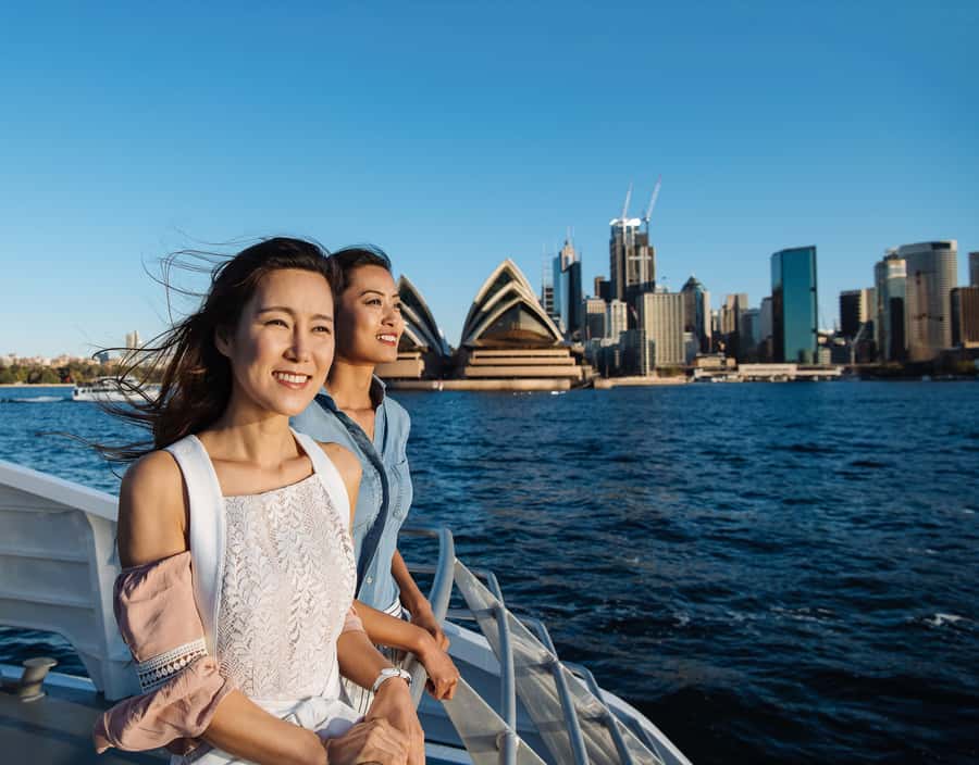 Sydney: Hop-on Hop-off Harbour Cruise with Commentary - Where you board and how to structure a 1 or 2-day plan