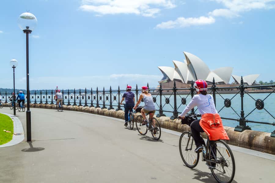 Sydney: Iconic Sights 4-Hour Bike Tour - Key points to know before you ride