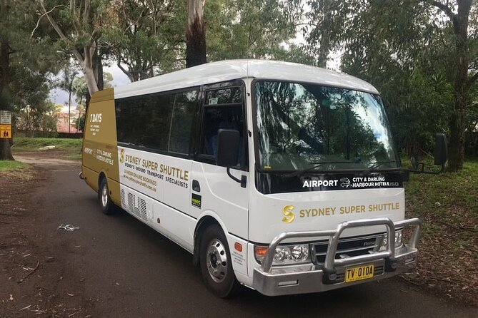 Sydney Kingsford Smith Airport: Shared Transfer to Sydney CBD - Onboard Experience: Comfortable, Shared, and Probably Efficient